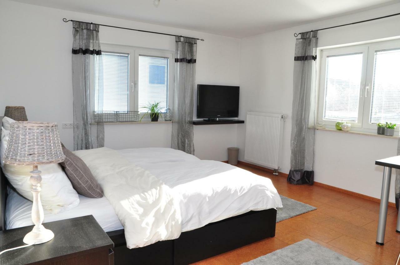 N37 -Modern Eingerichtete Zimmer In Ruhiger Lage Aldingen  Eksteriør billede
